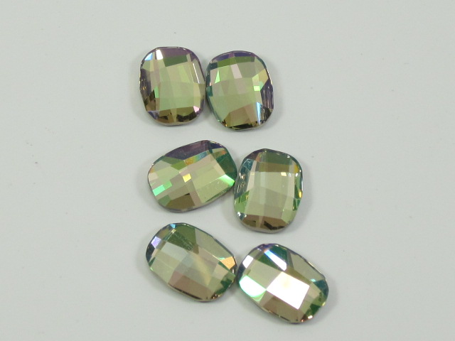 6 pcs. 10mm GRAPHIC GREEN LUMINOUS HOT FIX European Rhinestones